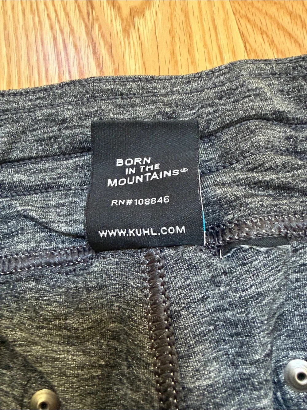 Kuhl Women’s Charcoal Gray Mova Cargo Knit hiking Pants.
